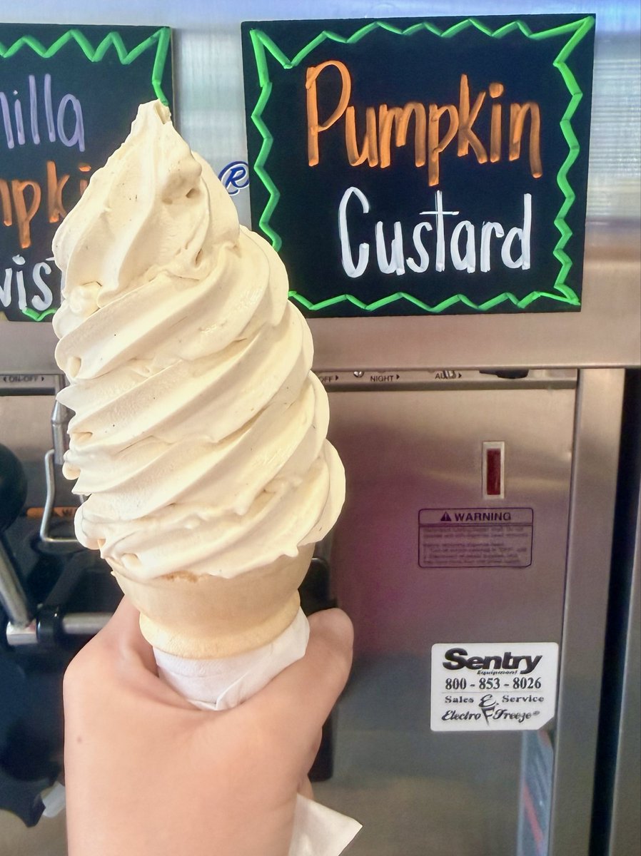 KingKone_'s tweet photo. PUMPKIN CUSTARD🎃
It’s BACK. 
It’s DELICIOUS. 
See you soon. 👀 https://t.co/esUywnpm1g