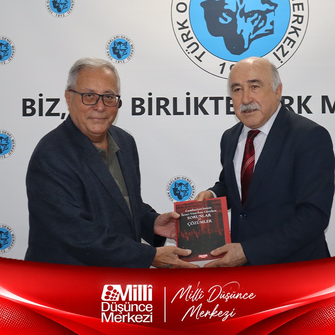 MilliDusunceMDM's tweet photo. Millî Düşünce Merkezi olarak, Türk fikir hayatının asırlık çınarı Türk Ocakları Genel Merkezi’ni ziyaret ettik. 

Görüşmede Türkiye’nin güncel meseleleri, milletimiz içindeki dayanışma ve güven bağları, Türk dili, tarihi ve Türk gençliğinin durumu üzerine verimli istişarelerde bulunduk.

Türk Ocakları Genel Başkanı Sayın Prof. Dr. Mehmet Öz, ocak bünyesinde kurulan arama kurtarma ekipleri ve faaliyetleri hakkında heyetimizi bilgilendirdi.

Ziyaret sonunda Genel Başkanımız Hakan Paksoy, Merhum Şeref Genel Başkanımız Sadi Somuncuoğlu adına hazırladığımız "Millî Egemenlik" kitabını Sayın Öz'e takdim etti. Kendileri de nazik bir mukabeleyle Türk Yurdu dergisinin son sayısını ve "Cumhuriyetimizin Son Yüzyılına Girerken Sorunlar ve Çözümler" kitabını hediye ettiler.

Ziyarette heyetimizde Genel Başkanımız Hakan Paksoy, Prof. Dr. A. Bican Ersilasun, Genel Başkan Yrd. Mehmet Onur Karadayı, YK Üyelerimiz Yazar\Şair Yağmur Tunalı, Doç Dr. Tümen Somuncuoğlu, Dr. Öğr. Üyesi. Burçin Öner ve Denetleme Kurulu Üyemiz Vet. Hek. Hüseyin Polat yer aldı.

Ev sahibi heyette ise Prof. Dr. Mehmet Öz, Prof. Dr. Ayşe Filiz Yavuz, Prof. Dr. Mehmet Şahingöz, Prof. Dr. Emrah Şenel, Dr. Öğr. Üyesi İbrahim Atabey, Türk Ocakları Genel Merkez İdare Müdürü Kadir Çimen ve Ayşegül Büşra Paksoy yer aldılar.

Nazik misafirperverlikleri için Türk Ocaklar�� Genel Başkanı Prof. Dr. Mehmet Öz’e ve @turkocaklari 'na teşekkür ederiz.

@uhakanpaksoy @Mehmetoztarih @Onur_Karadayi @Guntulu6858 @yamurtunal @btsomunucuoglu
