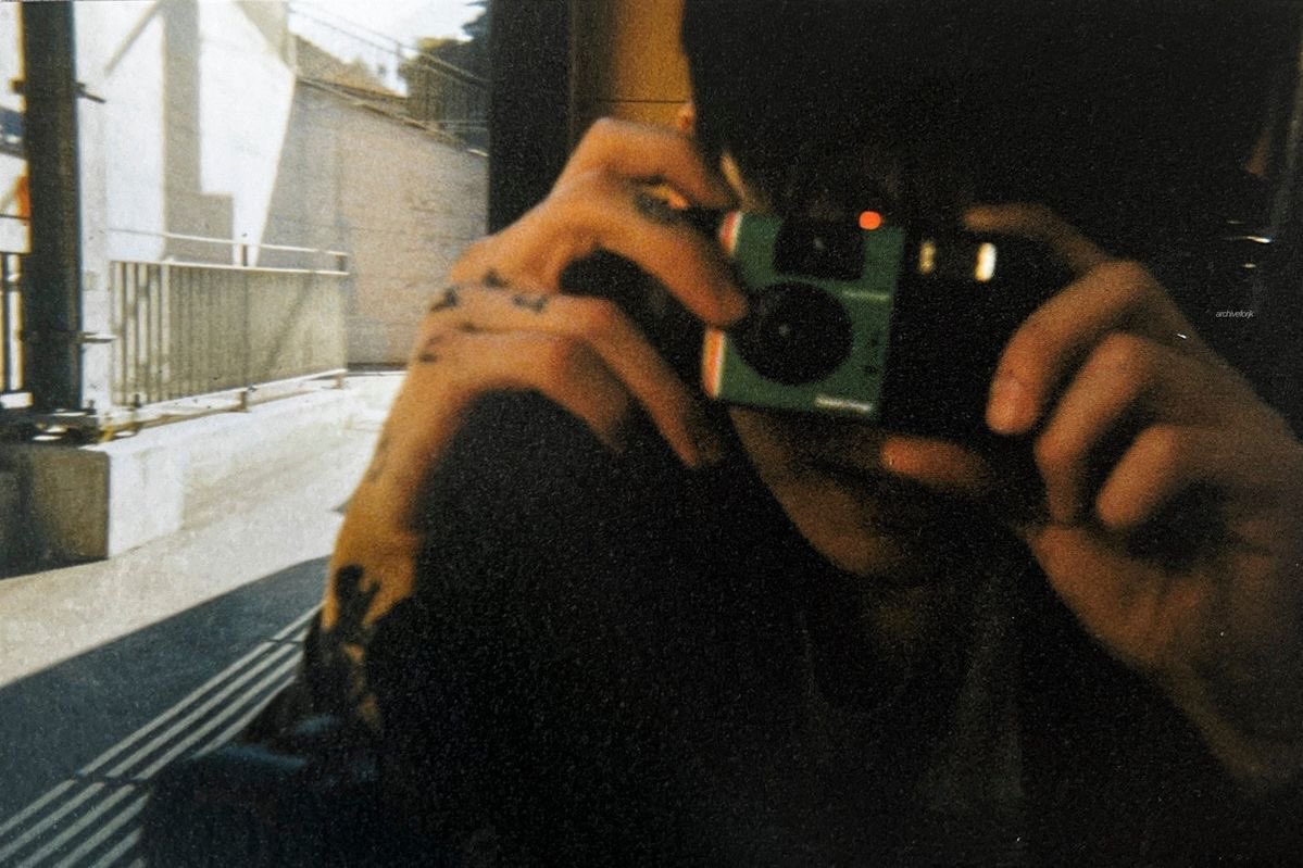 jkktvk's tweet photo. happiest birthday to my forever fav person and singer! i will always be grateful to you for bringing me comfort, peace, happiness, and love since 2018. i will always be happy and thankful that i get to live in a lifetime where you’re in it. i love you sooo much, jeon jungkook 🫂 https://t.co/4Jfo5xKLzz