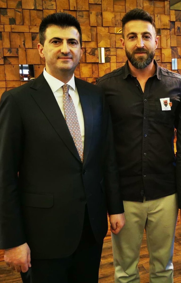 SelimDERE35's tweet photo. @celebimehmeta @TmsyGaziler @ErtugrlGaziTmsy Sn. @celebimehmeta, gazilik mücadelemizde gösterdiğiniz samimi destek ve emek için teşekkür ediyoruz. Gaziler vefayı unutmaz. Allah razı olsun.

#GaziyizArtık

@RTErdogan
@dbdevletbahceli
@MahinurOzdemir
@drbetulsayan
@hulusiakarmedya
@kocakkonuralp
@dtcuneytaldemir https://t.co/H3KRtNW1Yz