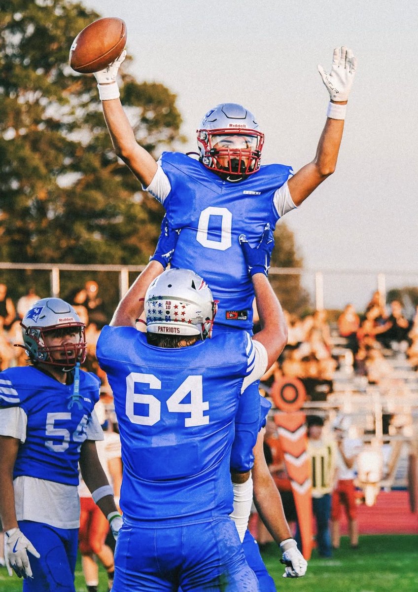 KingstonShafer0's tweet photo. Victory Monday! 2-0

📸: @cswaffshots https://t.co/if6xxQdFa1