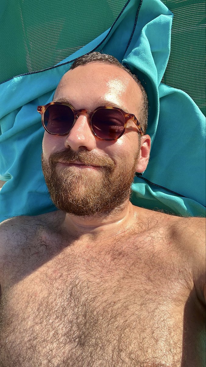 vicuvik's tweet photo. 🏊‍♂️ https://t.co/AG3uDlHEmo