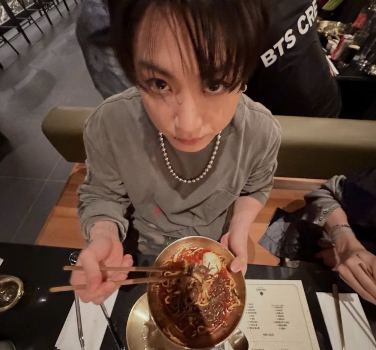 lusthex_'s tweet photo. JUNGKOOK BOBA DAY ITS MY #TWIN BIRTHDAY https://t.co/eBcXoBEqsx