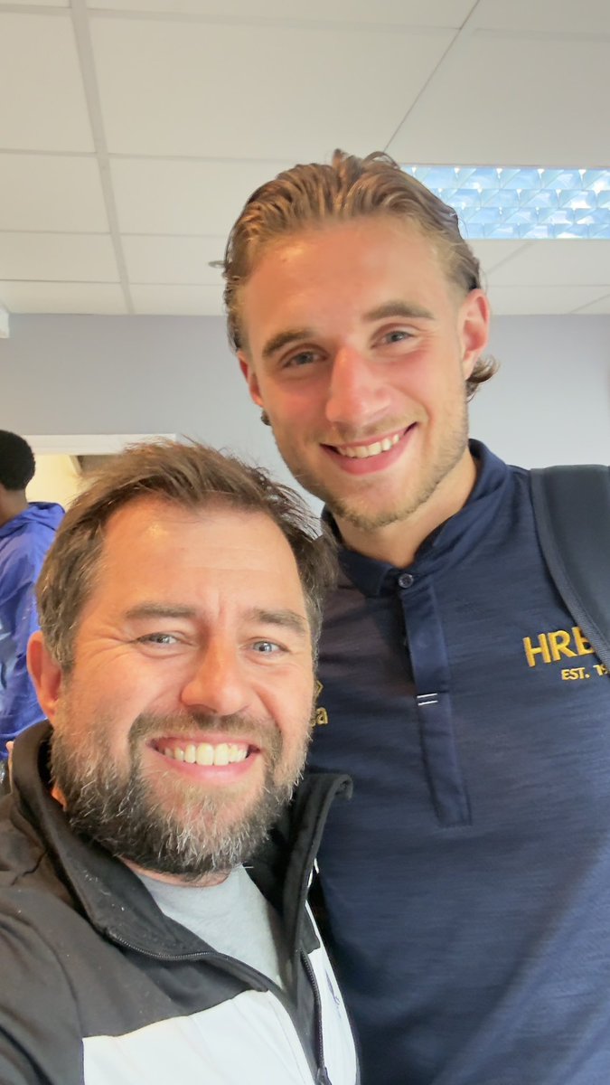 mccalton's tweet photo. Good to chat to @FulhamAcademy’s Marco Underwood earlier. Not a great match for @hrbfc1921 but seems a good move move for his development.

Also, I should never take a photo with a goalkeeper #shortarse https://t.co/ib5TBVCeN6