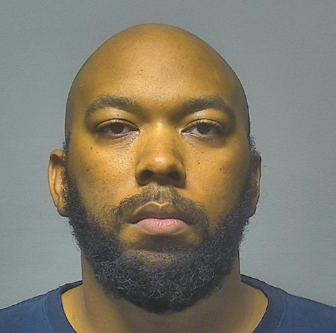 libsoftiktok's tweet photo. Meet Lance Henderson, a teacher at @SaginawPublic in Michigan.

Lance was arrested after he allegedly R*PED a 15yo female student in the school bathroom.

He tried to claim it was a male student who committed the r*pe. However, investigators discovered his DNA on the girl.

There's an epidemic of predators in our schools.