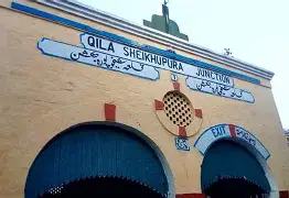 adcmajeed's tweet photo. -3-The line was designed to connect rural regions of Punjab with the broader rail system, addressing post-harvest transport challenges in fertile but isolated regions, promoting the export of crops like cotton and enhancing economic ties to urban centers such as Lahore. https://t.co/tQcNIWP7d0