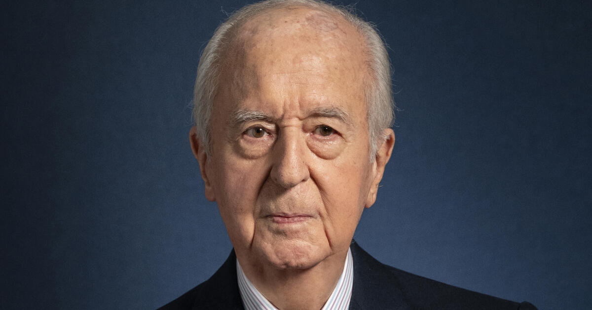 CerfiaFR's tweet photo. 🚨🇫🇷 ALERTE INFO | L’ancien Premier ministre Edouard Balladur est décédé à 97 ans. https://t.co/GrmspFvWQs