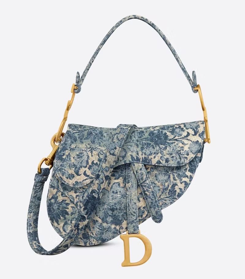 shesachud's tweet photo. how does pinterest see me?
♧top
♧bottoms
♧bag
♧footwear

lowkey my style but idk my style but u guys should do this😠 https://t.co/9lJsRUA3aH