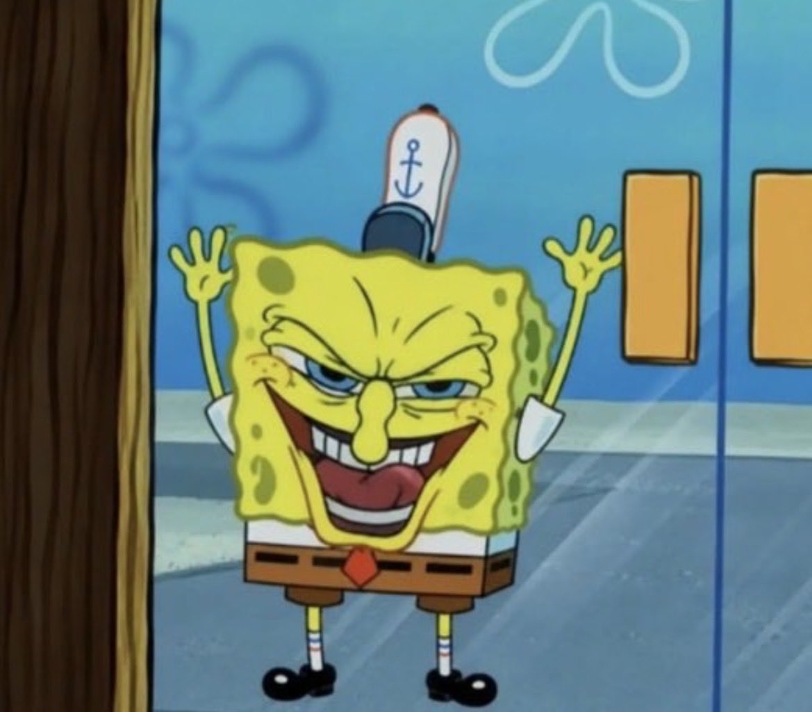 kerosine_cereal's tweet photo. shower doors are clear so sometimes mid shower i just open my eyes and my girlfriend’s standing there like https://t.co/6XesHnoysX