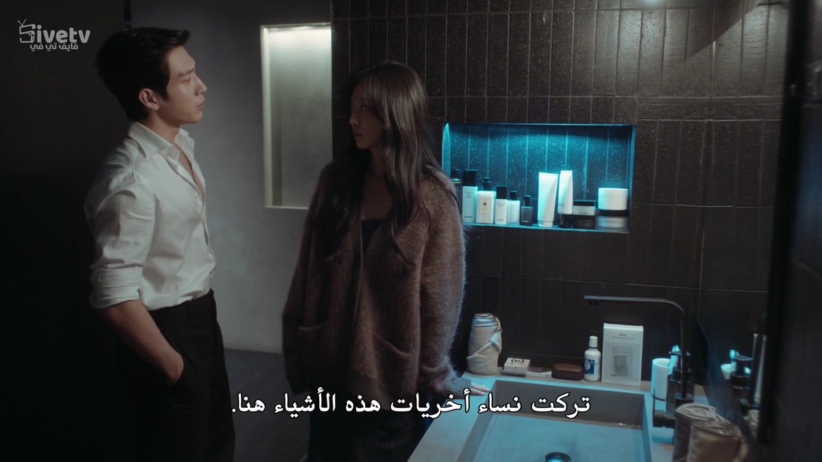Xianxou's tweet photo. يقولون يده تحكه اذا ماعطاه كلمتين ع خفيف  يزيد همها https://t.co/KPyNqm7X1B