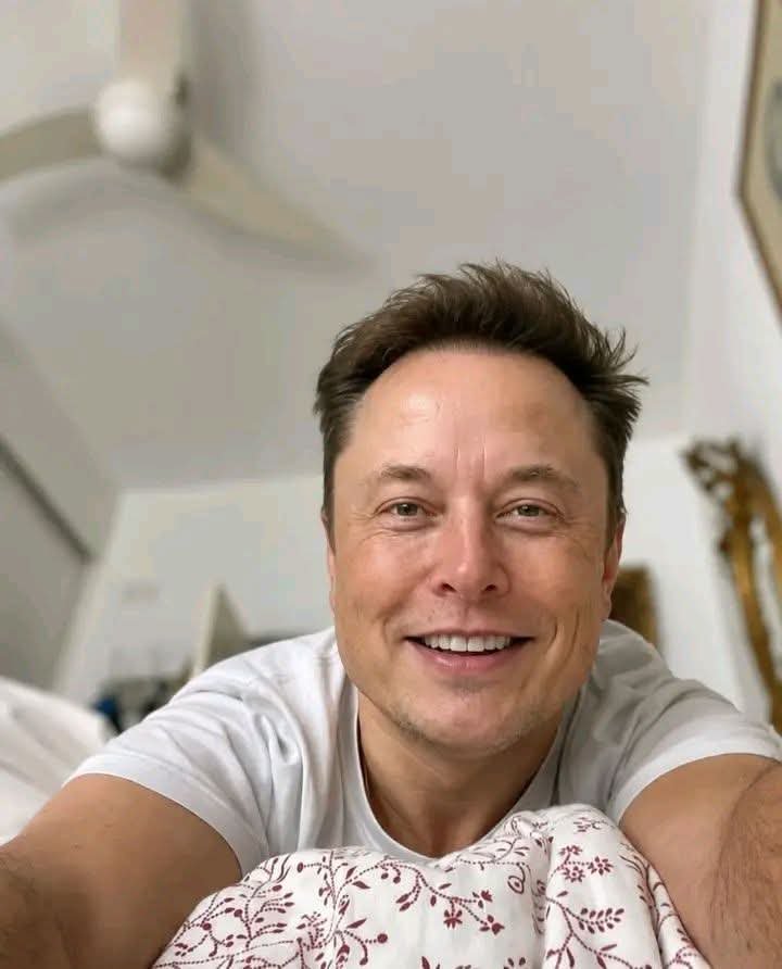 CEOSPACEX8mac's tweet photo. "Sending you my sweetest morning smile, my Honey 🛏️😊💖. Every day feels bright and beautiful knowing you are in my life! 💍✨"
How does this smile make your day? Leave a ❤️ in the comments to send him some love! 👇🥰💬 https://t.co/rFTugTqoDK