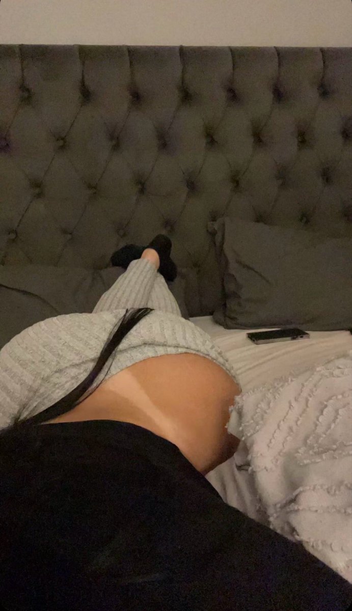 jasminwonn's tweet photo. Its okay dummy just stare and sink🥺

#findom #goddess #goonette #paypig
#goonfuel #goon https://t.co/y24PYEP6Bw
