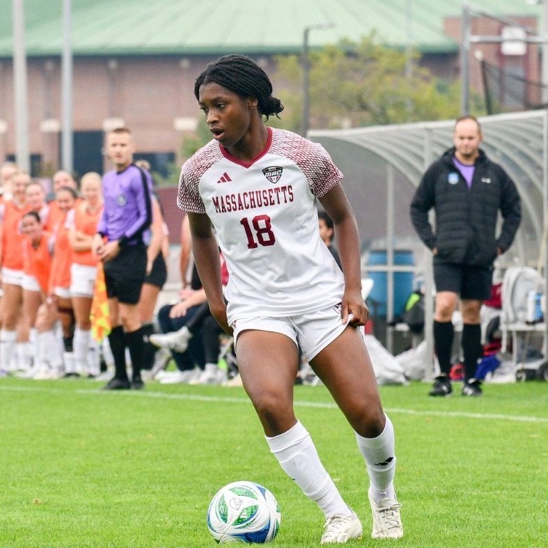 UMassWSoccer's tweet photo. The next senior we are celebrating is Caroline DIckson!
Join us at #FortRudd ⚔️ on Sunday, Sept. 6, at 1 p.m., and help us honor our senior class!
#Flagship🚩 https://t.co/kjqspKUAX0