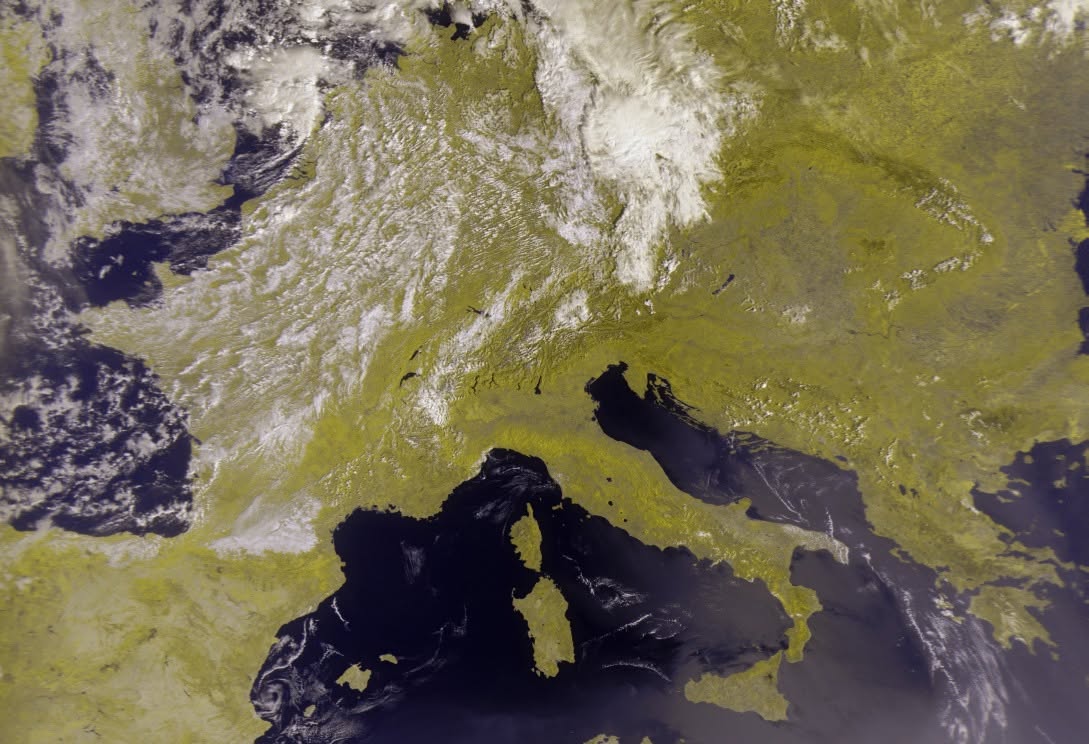 i9663vi's tweet photo. Buona Serata.
METEO LIVE 2026-08-31 13:47 IT - Meteor M2-N4/ N3
Per maggiori informazioni segui la pagina-->> https://t.co/nFSmxbFyrU
#meteorm24 #MeteorM2 #meteolive #meteoit #LRPT #rtlsdr #SatDump #WeatherSatellite #satelliteimage #EarthFromSpace #meteoitalia #remotesensing #satellitetracking #Buonaserata #buonanotte #goodnight