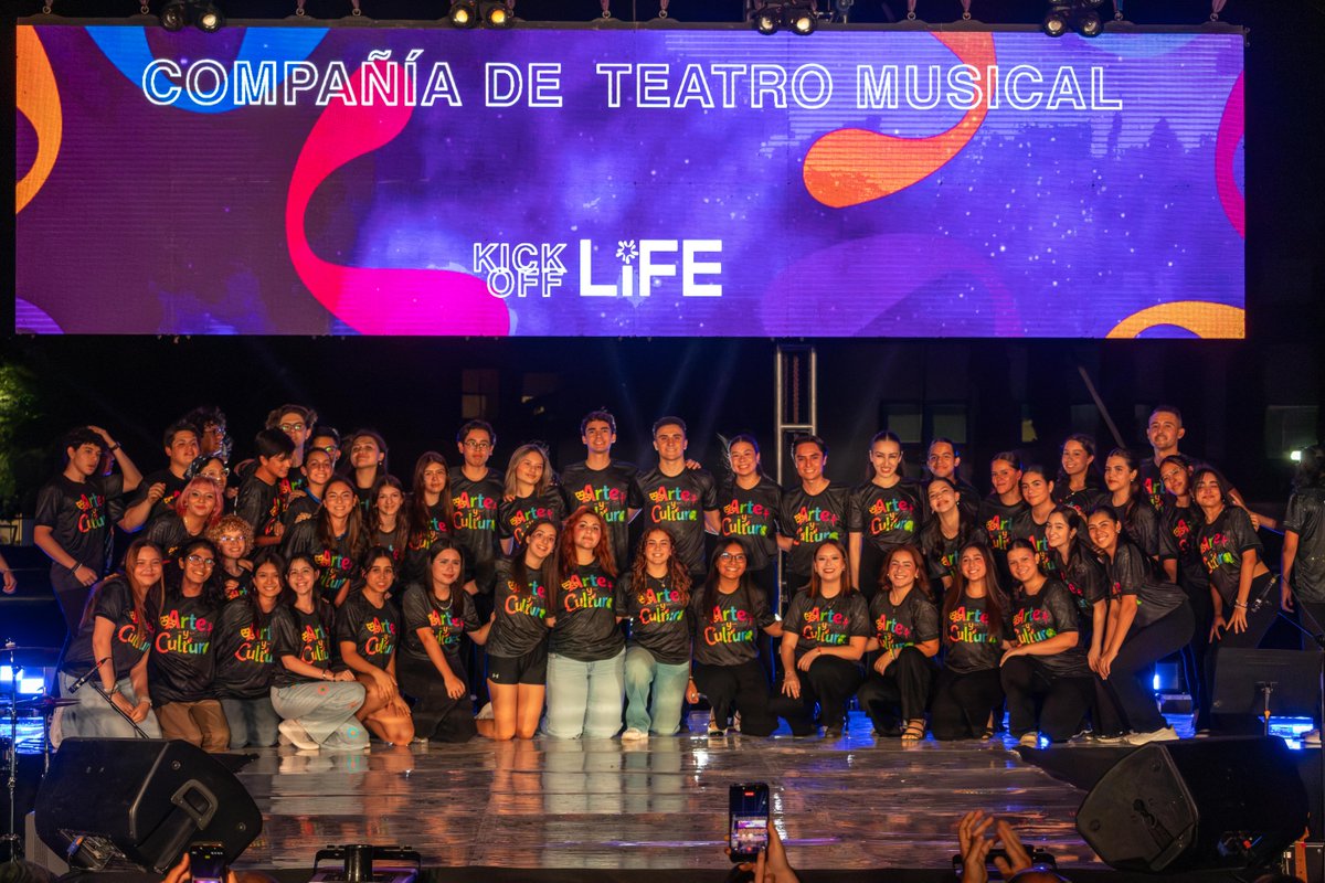 TECcampusLAG's tweet photo. Celebramos el arranque de un nuevo ciclo escolar con la toma de protesta de las y los estudiantes que forman parte de grupos estudiantiles,  equipos deportivos y compañías artísticas en el Kick off LiFE. ⚽⛹🏻‍♀️🎤👨🏽‍💻
¡Mucho éxito en cada uno de sus proyectos Borregos! https://t.co/10R0MjBN5N