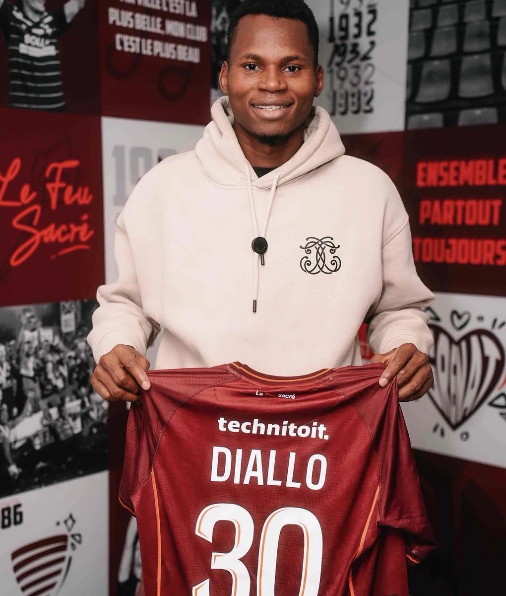 MFRT0114's tweet photo. 🔴🟡 Info mercato 🔴🟡
Un accord a été trouvé entre Le Mans Fc et le Fc Metz.

Habib Diallo va quitter le Fc Metz pour s’engager au Mans Fc. Un contrat de 3 ans. 

(@footmercato) https://t.co/f2FwjMoFC4