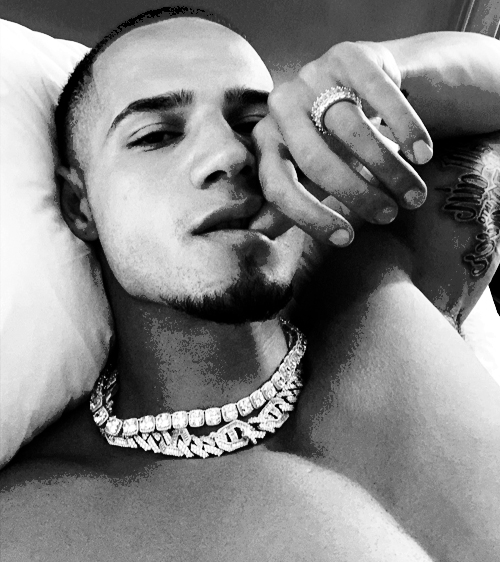 WHEREWINDSGO's tweet photo. ㅤ 
 
  ㅤ  ㅤㅤ ㅤ  ㅤ ㅤv͟i͟c͟t͟o͟rㅤflores
 
    ㅤ     gay,  switch.  werewolf.   gym  rat.
ㅤㅤㅤ sex  addict.  kinky.  lewd  themese.
ㅤㅤ will  break  you  unless  you  break  him.
ㅤ ㅤmirror  descriptive.  literate.  open  dms.

    ㅤㅤ ㅤㅤㅤㅤ ♡   ㅤ+   ㅤ↺   ?
 
ㅤ https://t.co/QwC2eLk4yv