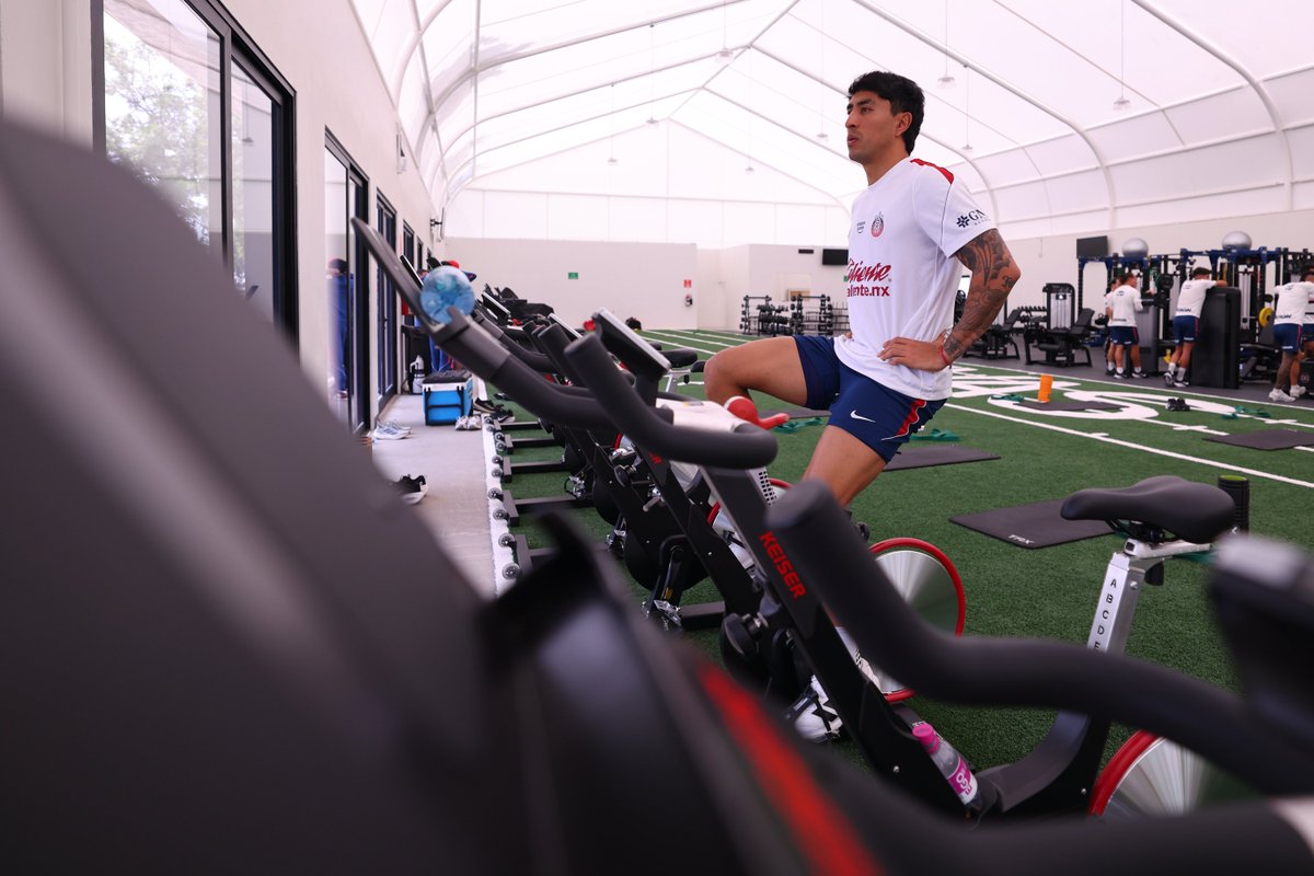 ChivasEN_'s tweet photo. 🏋🏻‍♂️ Back to work 🔜 https://t.co/u9KXdZq47X