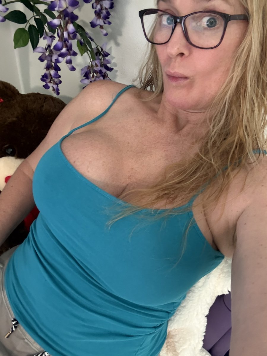 Wendy Raine OnlyFans nude MILF Monday discount exclusive 2026