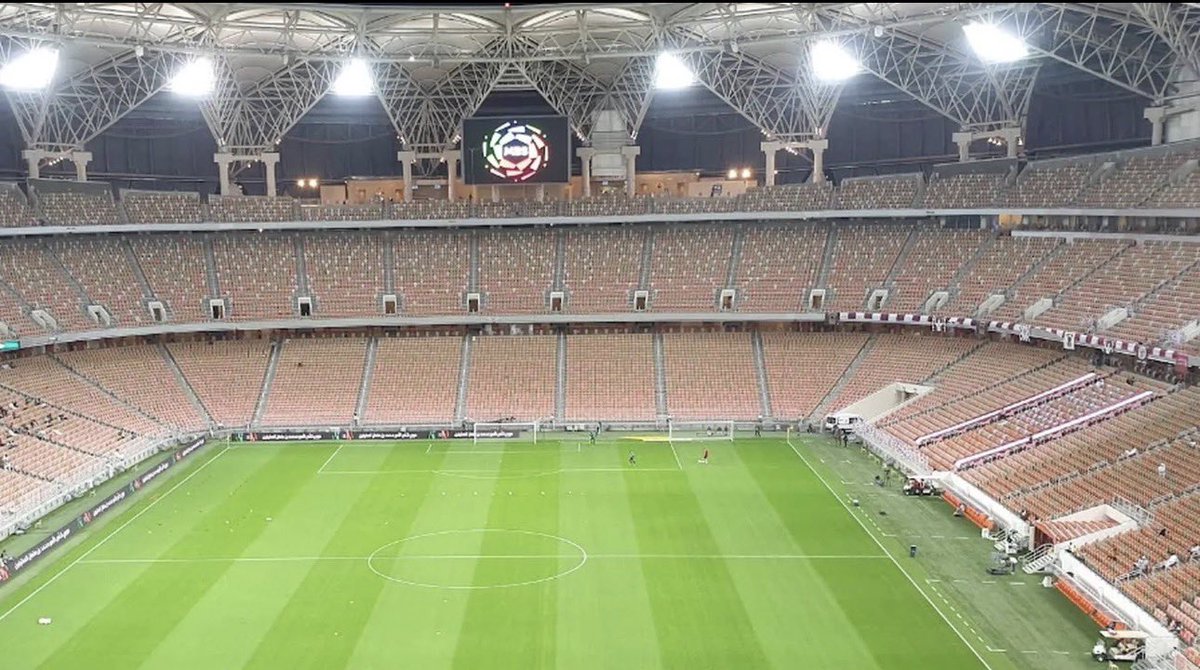 noooooonn121's tweet photo. من اول قلناها محد سمع الكلام والله دوريهم بدون جمهور الاتحاد مايسوى .. 

 #لا_دعم_لا_حضور https://t.co/Sg3r9Qrvlz