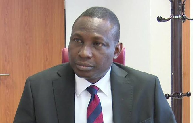 Better9jablog's tweet photo. Anti-graft agency EFCC has dismissed over forty personnel within three years for corruption and financial misconduct. Authorities emphasize zero tolerance as efforts intensify to weed out bad eggs inside the system. https://t.co/8ANHm5cPzR