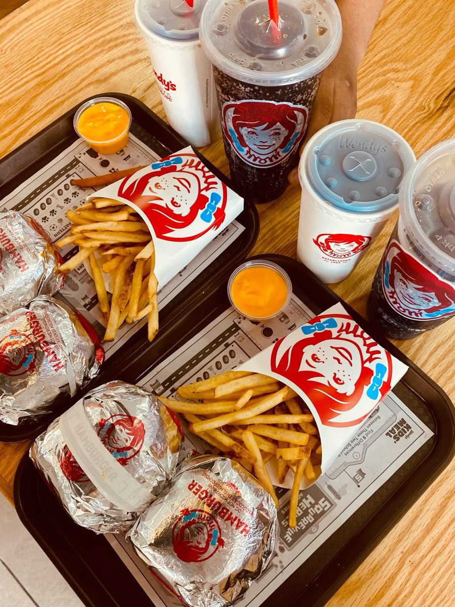 dovemoons's tweet photo. . ݁₊ ⊹ . ݁ ⟡ ݁ . ⊹ ₊ ݁. this or that! what i’m craving fast food edition! 🍔🍟 a thread for #edrtwt ִֶָ. ..𓂃 ࣪ ִֶָ🪽་༘࿐

non edtwt/edrtwt dni !! https://t.co/hGoT4Eoaq7