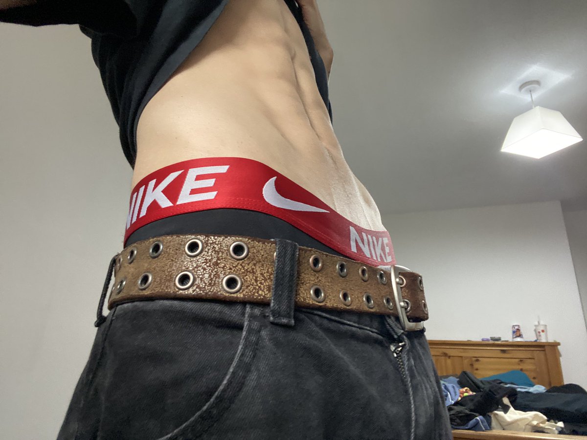 loserboycore's tweet photo. Is this still welcome here? https://t.co/vrBtvguxhK