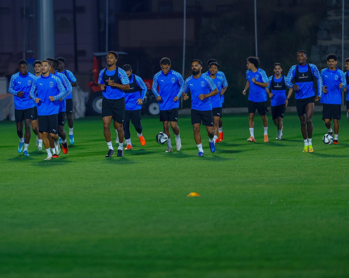 abhaFC's tweet photo. الاستعـدادات متواصلـة للقـاء "الاتفـاق" 🔝⚽️

#نادي_أبها https://t.co/jNKbma84l4