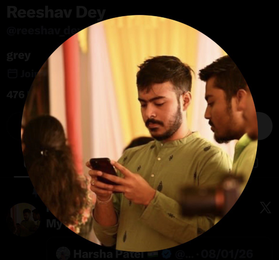 marupaul99's tweet photo. @reeshav_dey @tilhouuu @ChefExecOfficer But you look like a poopjet. Dont lie to win argument in internet. https://t.co/3P79figV2O