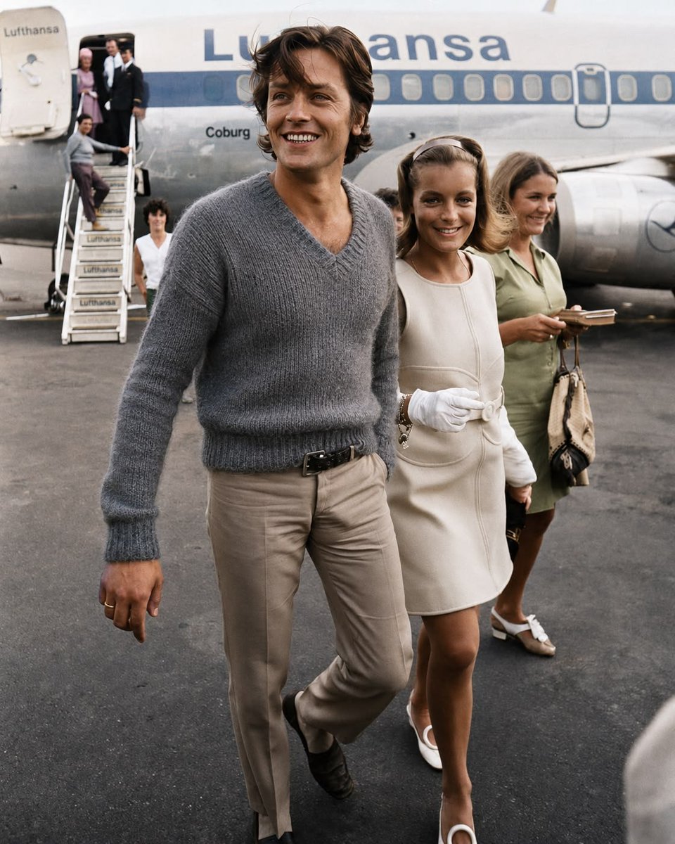 Parisianaes1's tweet photo. Romy Schneider and Alain Delon, 1968 https://t.co/OqJjFUOQxy