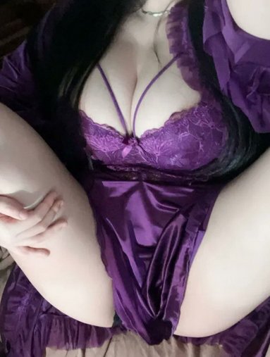 GideonPadb6830's tweet photo. 熟女好きな人、いる？ 우 お話できたら嬉しいです https://t.co/gDdeREGVEF