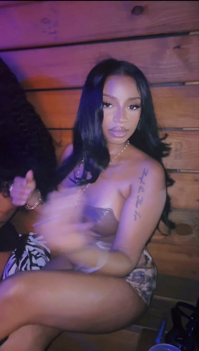 OGdesto's tweet photo. Off guards 🖤 https://t.co/rUevWufl9g