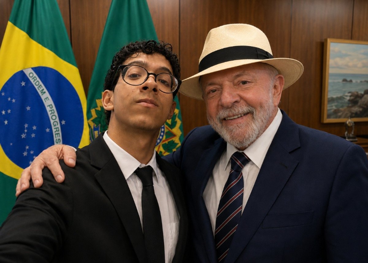 steImas's tweet photo. pude conversar com o presidente sobre um tema que assombra o país que é a volta do the last shadow puppets. muito obrigado pelo papo, lula! https://t.co/hf3qdPtfq6