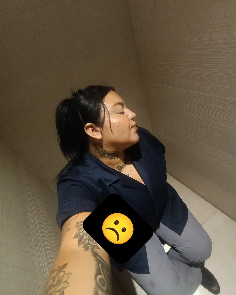 GaonaG15's tweet photo. REEEEENUNCIOOOO 😩😩 https://t.co/dMSB1zfEzd