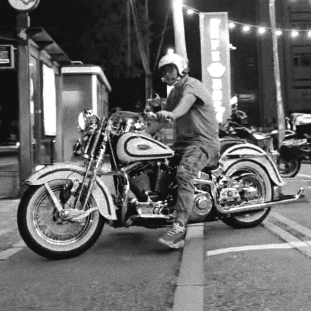 KendallAppxk's tweet photo. Sucheol’s fifth test. Hmm… Rebuilding and tuning the carburetor improved low-end torque and eliminated the sneezing. However, the rhythm from the previous setup is slightly off. I’ll fine-tune it after adapting to the throttle. In short, it’s now https://t.co/c9XTJPsOim