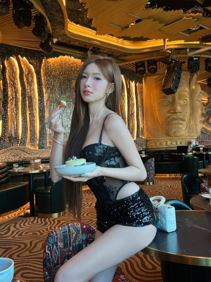hellojeklin's tweet photo. @BROOKFORDHIGHS @BROOKFORDSUB

good morning mimint-mimint!!! 😆 
udah siap untuk agenda hari ini belum? sarapan dulu yuk biar makin semangat Selasanya. https://t.co/YlCYOuIwMY