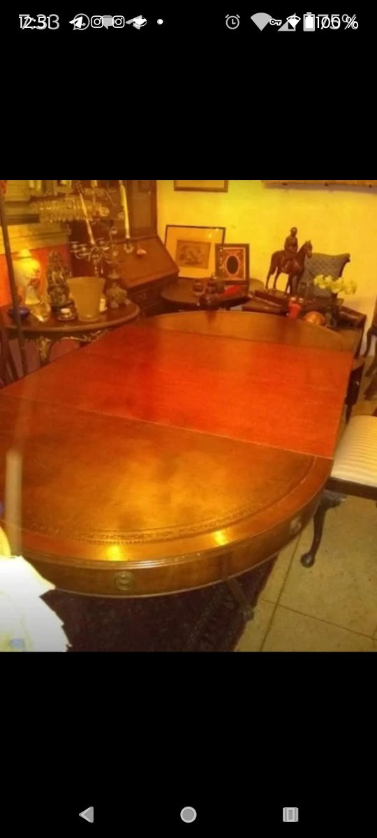 francofernando_'s tweet photo. Mesa redonda inglesa con dos extensiones queda ovalada regency neoclásico inglés madera caoba incrustaciones metálicos de bronce terminaciones metálicas en las patas de garra faldón perimetral  francofernando_58@hotmail.com. Oscarportal287@hotmail.com  https://t.co/GMbgvxawMc https://t.co/w8DOrK1GBr