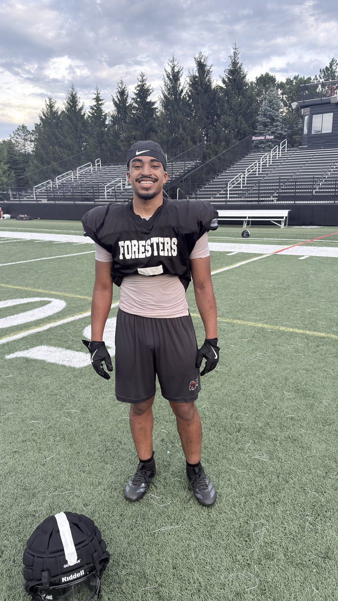Swoll_2_'s tweet photo. #RockStandard @CoachMW_51 @jeanes342 @Coach_Woody24 @CoachQGary #RTS93 #ForesterFAMILY #ForestFREAKS https://t.co/LM0C898dwJ