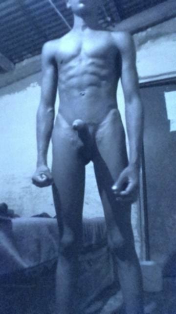 bisexualbuoy's tweet photo. I once made a straight guy so this for me😜 and I got plenty of his nudes😋 https://t.co/sNfKtHfqDl