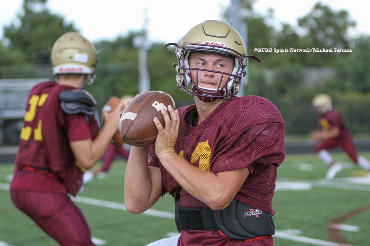 BURGSportsnet's tweet photo. BURG Sports followers we have breaking news! Broad Run High School alum Mitch Griffis has been named the starting quarterback, for ECU! @BRABC_Info @BroadRunFB 

Photo Credit &amp; Cooyright : @BURGSportsnet /Michael Ferrara https://t.co/VssjXdzLYR