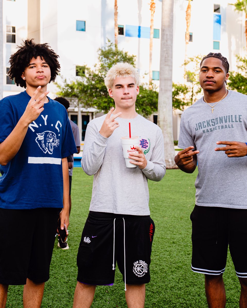 IMGABasketball's tweet photo. Welcome back, hoopers🤩

Before the first tip-off of the season, campus kicked things off with a carnival, rides, games, and a whole lot of new faces in the gym family. This is day one at IMG Academy Basketball. Drop a 🏀 if this looks like a program you'd want to be part of. https://t.co/3fIw8CffHl