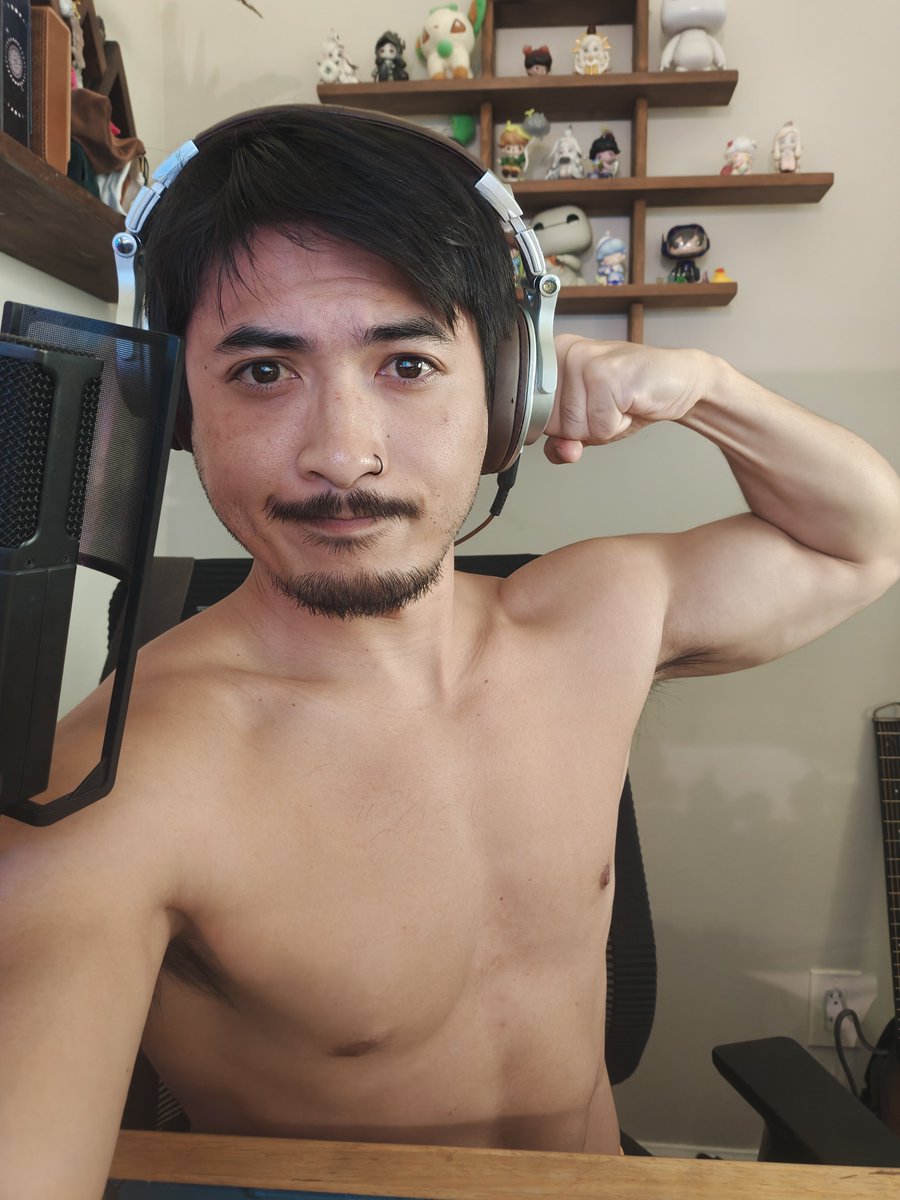 taaantalizing's tweet photo. Streaming Fortnite on TikTok and Twitch! Come say hi https://t.co/lm6Uedtiqk