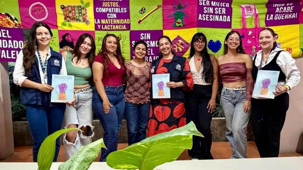 DefensoriaCol's tweet photo. En Bucaramanga, junto con el @CNE_COLOMBIA, @ONUMujeresCol y la Fundación @Mujeryfuturo1, dialogamos sobre los retos y oportunidades para prevenir y enfrentar la violencia contra las mujeres en política en Santander, y sobre la importancia de fortalecer su participación en asuntos públicos.

Durante el encuentro conocimos la “Agenda Política Común de Incidencia de las Mujeres Jóvenes de Santander 2026“ y asumimos el compromiso de contribuir a potenciar sus voces y propuestas. Una agenda que pone en el centro el derecho a una vida libre de violencias, a un ambiente limpio, saludable y sostenible, y a la paz.
