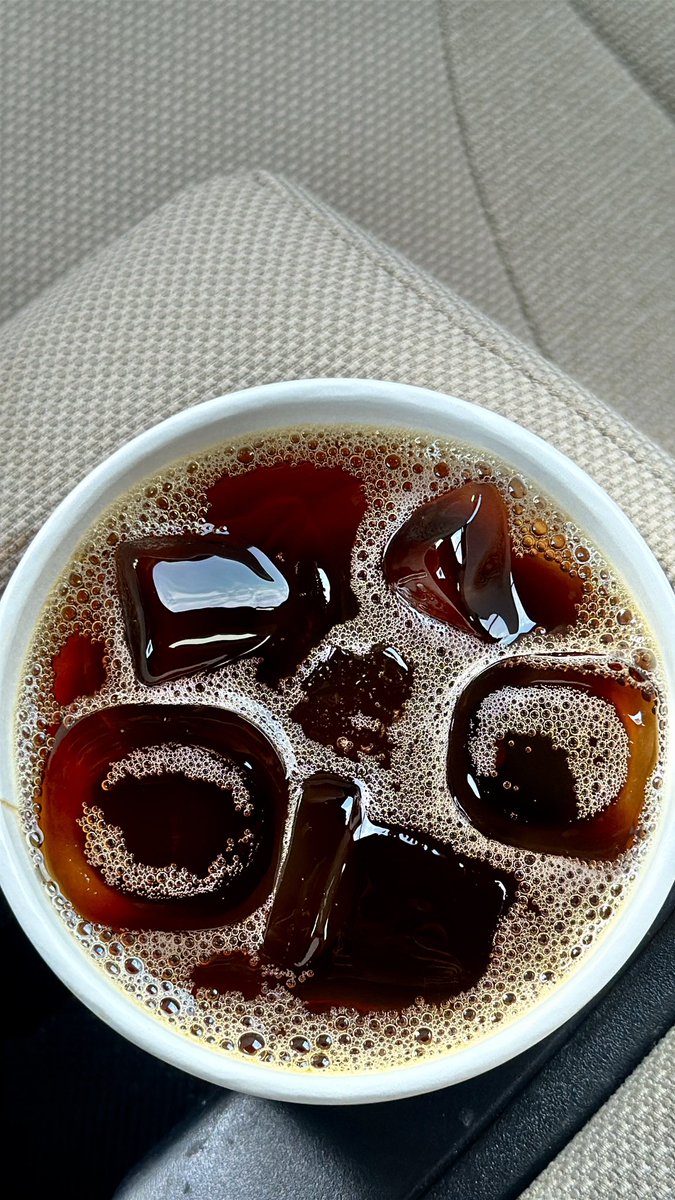 bobi24i's tweet photo. جُرعة جمال ، مُو بس قهوة 
📸🪄☕️🤎🦢 https://t.co/vdvZx7DVkD