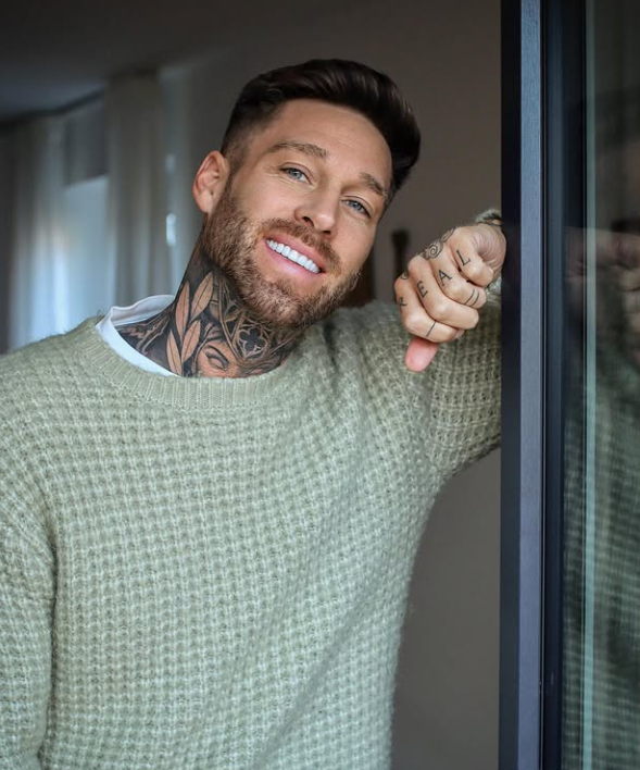 HazelStJamesRP's tweet photo. #MCM #ManCrushAlways #Forever #Everyday My boyfriend @ShaunDavisRP who I am lucky to have. He came into my life through work and ever since that first night out after work everything has changed and I am so glad that it has. I can't wait to see what the future holds for us ~ https://t.co/77m6oDMVv0