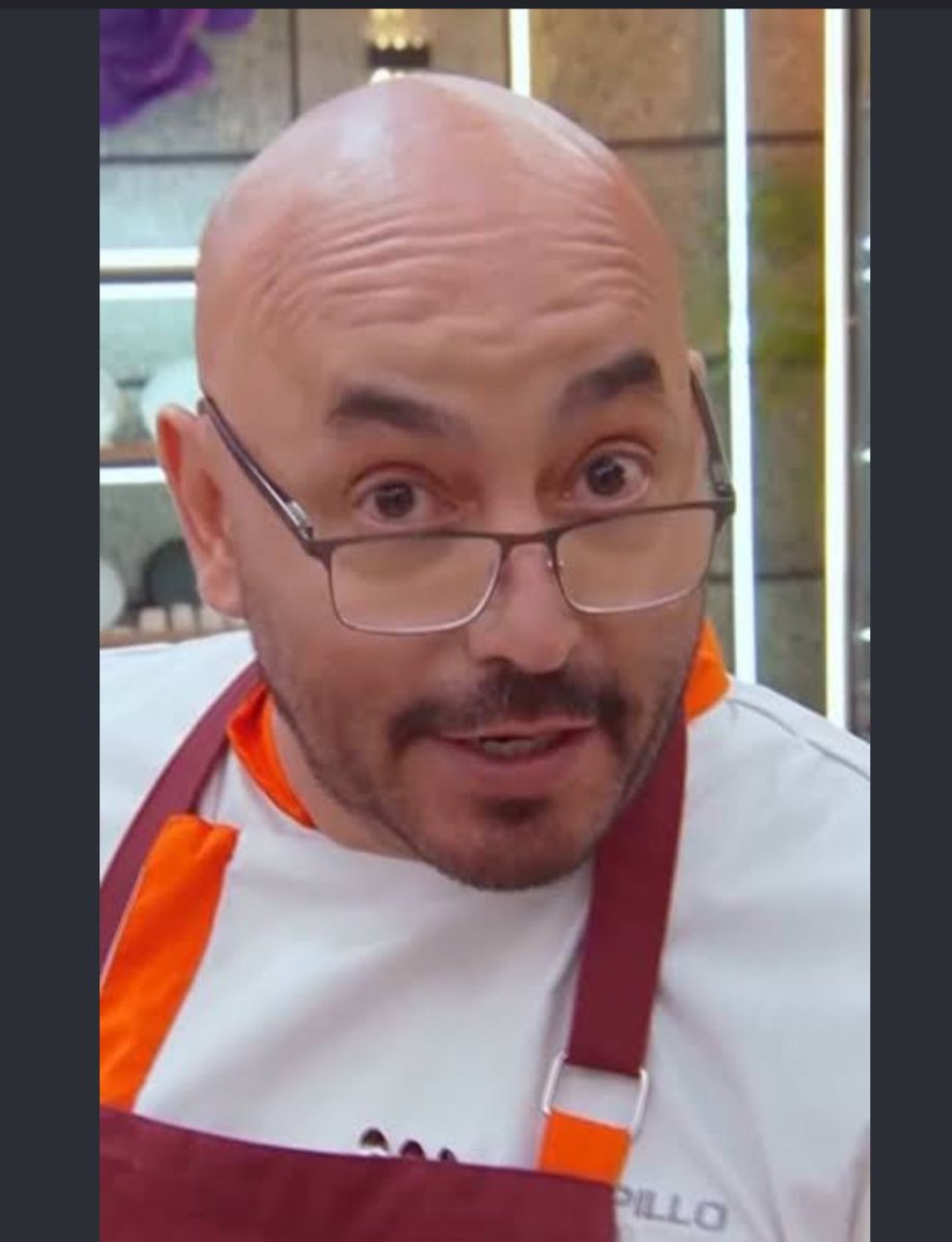 carok7cp's tweet photo. LUPILLO estamos contigo 

Cocinando y viendo top chef 🧑🏻‍🍳 

#ChefLupilloRivera
#TopChefVIP5
#Telemundo https://t.co/1P2IHGlEcu