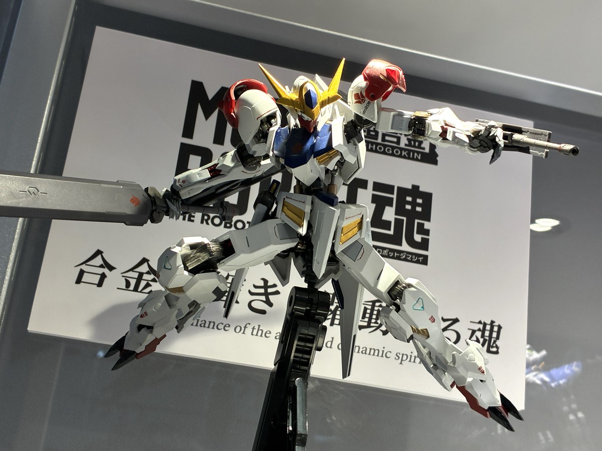 gundamside_f's tweet photo. 【店舗情報】
現在GUNDAM SIDE-F では
「METAL BUILDガンダムエクシア -STORE
 LIMITED EDITION-」や
-STORE LIMITED EDITION-の商品を販売中!!

店頭ではかっこよくポージングして展示しています!!

ご来店の際は是非ご覧ください♪

#ガンダムサイドエフ https://t.co/MZ1ncySr6I