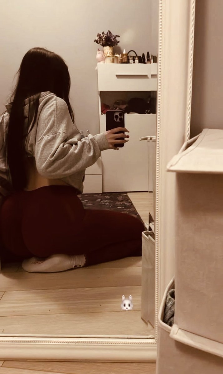 BellaValeryy's tweet photo. Cada vez más lago mi cabellito🔥🤭 
Activa al Dm #hot https://t.co/HBx7T9KQ7K