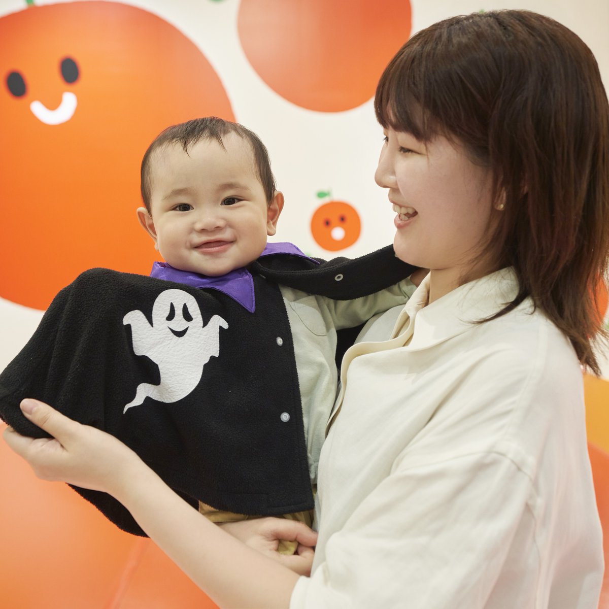 shimaguruland's tweet photo. 🎃HALLOWEEN開催🎃

9月1日から10月31日まで、 しまぐるランドで『HALLOWEEN』を開催🎉

あっちこっちにかぼちゃがいっぱい🎃✨ 
ケープやパンツでかぼちゃに��身🧡

はじめての仮装姿のお写真を撮ってみてね📷

🍭トリックオアトリート🍭

ぜひ遊びに来てね♪

#しまぐるランド #ハロウィン https://t.co/7KHGqfy2ef