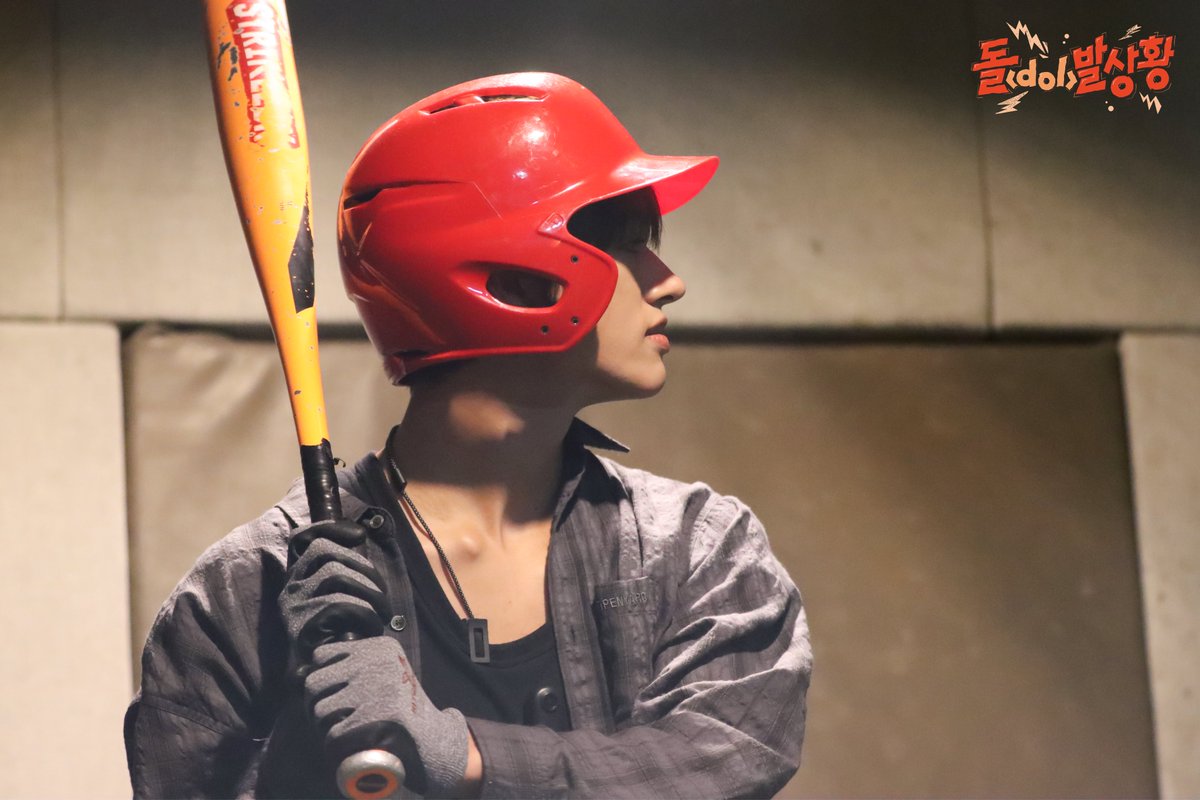 FANTHEONE_offcl's tweet photo. 세 번째 대장님 #NEXZ 와 함께한💥#dol_발상황‼️
@NEXZ_official

대장님들의 일탈 즐거우셨나요?💙
#NEX2Y 를 위한 돌멩이가 준비한 마지막 선물💝

넥스지 대장님들 비하인드컷📷저장하고,
팬더원 어플에 공개된 미공개 셀카🤳🏻보러 가자!

📲#FANTHEONE 앱에서 지금 바로 만나보세요👇🏻
https://t.co/pXwU1uDI0P

#FANTHEONE #팬더원 #돌발상황 #dol발상황 #돌dol발상황 #NEXZ #넥스지 #토모야 #유우 #하루 #소건 #세이타 #휴이 #유키